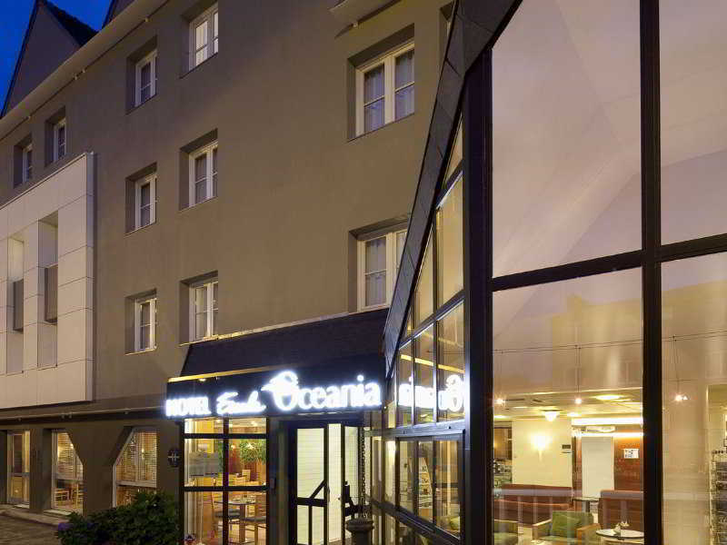 大洋洲艾斯卡勒瓦纳中央酒店 瓦讷 外观 照片